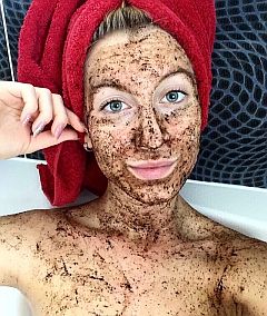 Mark scrub Mark scrub