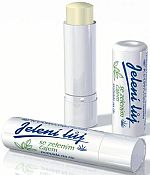 Jelen� l�j se zelen�m �ajem