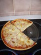 fotka Pizza s ananasem a tukem