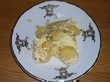 fotka Zapkan brambory s vepovm masem a smetanovou omkou