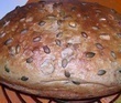 fotka Celozrnn kefrov chleba s dovm semnkem