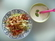fotka Zeleninov salt s grilovanm kuecm a jogurtovm pelivem