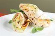 fotka Vegetarinsk wrap z opeen tortily s bazalkovm srem Philadelphia