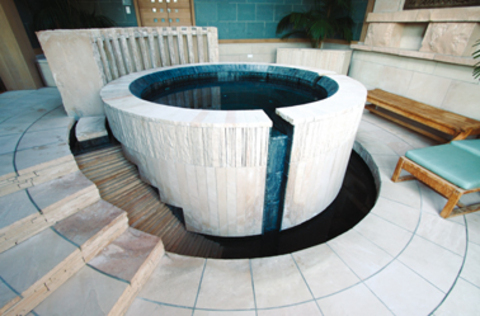 FOTKA - Aquaset - mezinrodn veletrh bazn, saun, koupelen, sanitrn techniky a pravy vody