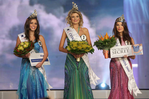 FOTKA - eskou Miss 2009 se stala Iveta Lutovsk