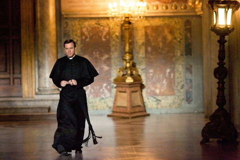 FOTKA - Andl & dmoni  Nejsteenj tajemstv svta se ukrv ve Vatiknu!