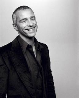 FOTKA - Eros Ramazzotti vydv nov CD Kdla a koeny