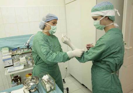 FOTKA - Ordinace v rov zahrad - Herci lkai: tvrt kolo