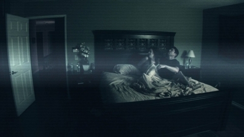 FOTKA - Horor Paranormal Activity se stv fenomnem!