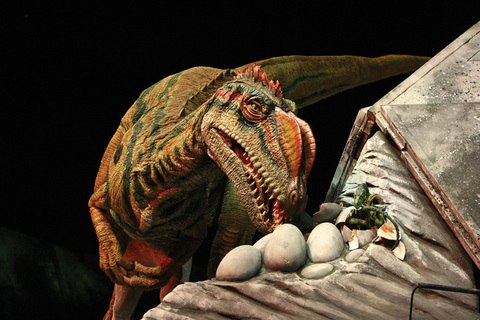 FOTKA - Dinosaui se budou zase prochzet po Zemi 