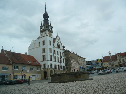 FOTKA - Hustopee s pamtkovmi domy ze 16. stolet