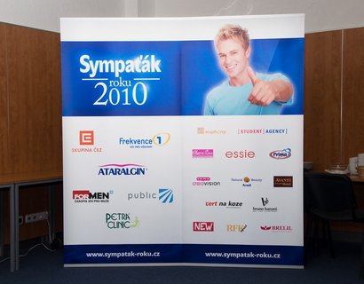 FOTKA - Sympak roku 2010 m prvnch est finalist