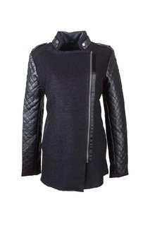FOTKA - Women in Black aneb jak nosit ernou barvu v nov sezn