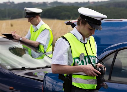 FOTKA - Clona 1. dl - Smrt policajta