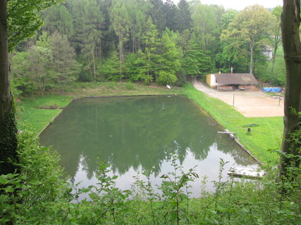 FOTKA - Hrad a zmek Bezina