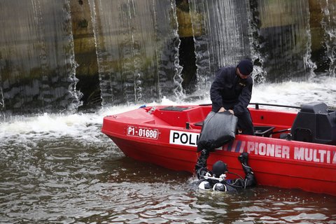 FOTKA - Clona 4. dl - Sam voda