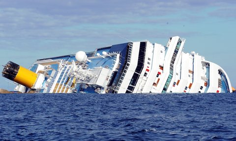 FOTKA - Potopen lodi Costa Concordia - rok po tragdii