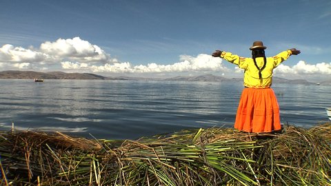 FOTKA - esk stopy na behu bjnho jezera Titicaca