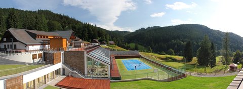 FOTKA - Vzhru do top destinace vBeskydech. Kde si uijete wellness i zbavu sdtmi?
