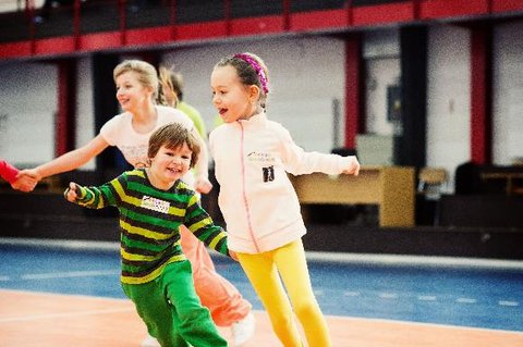 FOTKA - Jak vybrat dtem krouek? Pomou zkuebn hodiny.