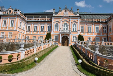 FOTKA - esk Versailles, Mal Schnbrunn aneb zmek Nov Hrady