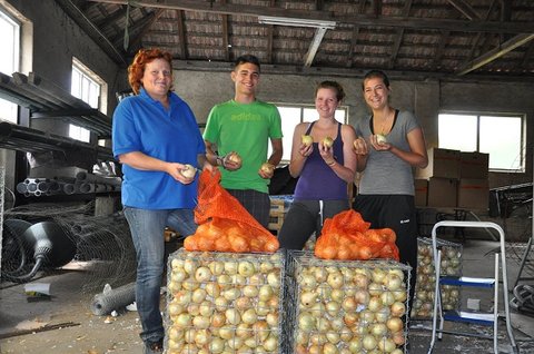 FOTKA - Tradin Cibulov slavnost a relaxace v termlnch lznch Laa