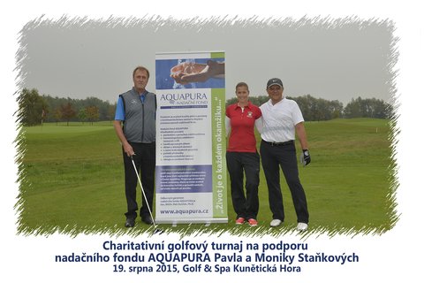 FOTKA - Golfist ji potvrt pispli na pomoc pacientm sporuchou srlivosti krve