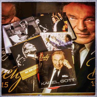 FOTKA - Karel Gott pedstavuje ojedinlou kompilaci Duety 1962-2015