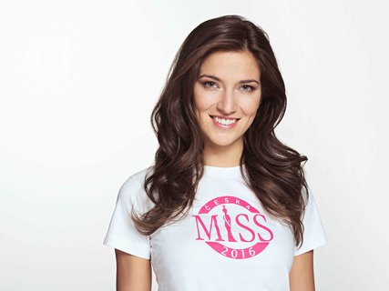 FOTKA - esk Miss 2016 - finalistka . 4  Andrea Bezdkov