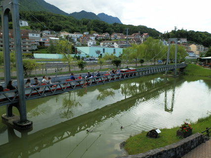 FOTKA - S rodinou na cestch -  1. st: Vodopdy a vlky