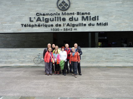 FOTKA - S rodinou na cestch - 3. st: Aiguillle du Midi a cesta dom