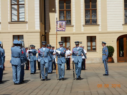 FOTKA - Prochzka po Praskm hrad