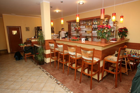 FOTKA - Ano fe - Restaurace Fantazie v Beneov