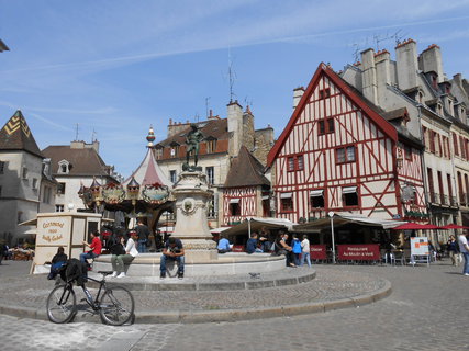 FOTKA - Okouzlen historickm srdcem Dijonu