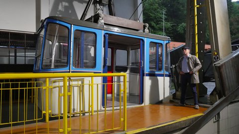 FOTKA - Nrodn klenoty II - Jetd  Portl nebes