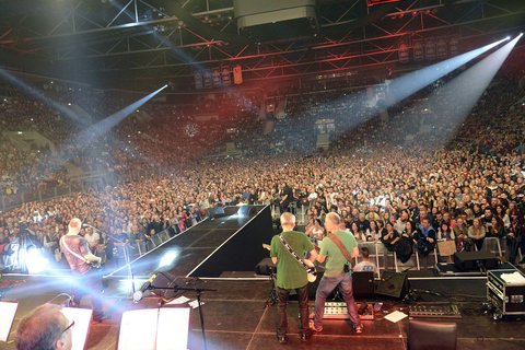 FOTKA - Skupina Eln pipravuje jednu z poslednch OPEN AIR 2017 sezn aneb ivch ns nedostan