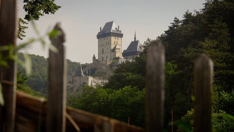 FOTKA - Nrodn klenoty II - Karltejn  Csask klenotnice