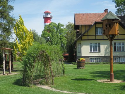 FOTKA - Uniktn KOVOZOO na Slovcku