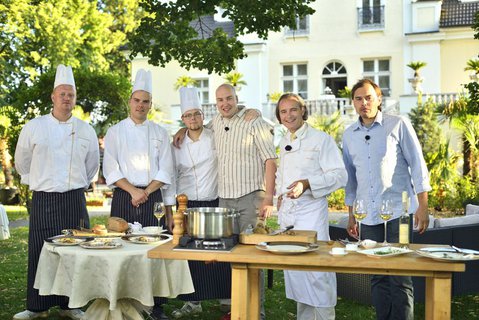 FOTKA - Kluci v akci 26.8.2017: Vame na Slovensku II  Treniansk kraj