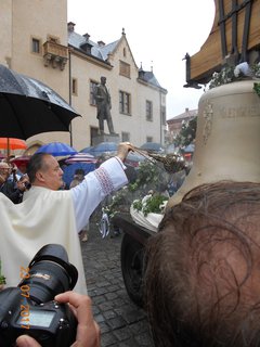 FOTKA - Zvon pro kostel svatho Jakuba