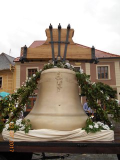 FOTKA - Zvon pro kostel svatho Jakuba