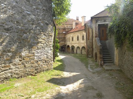 FOTKA - Ledesko a Ledesk hrad