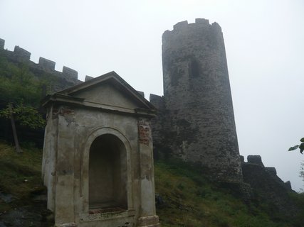 FOTKA - Krlovsk hrad Bezdz
