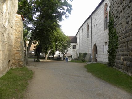 FOTKA - Krlovsk hrad Zvkov