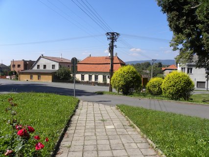 FOTKA - Tn nad Bevou s hrobem dcery Bedicha Smetany