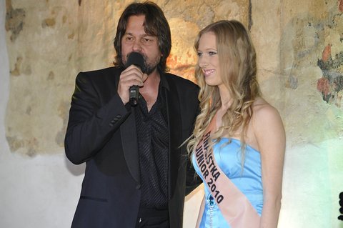 FOTKA - Miss Junior 2010 se stala Samira Zylollarov