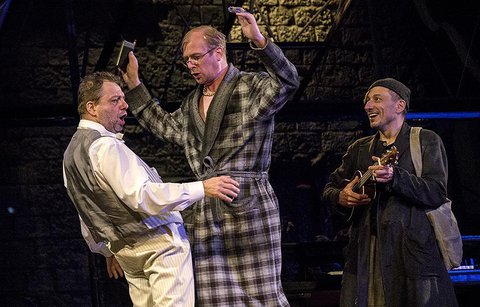 FOTKA - Letn shakespearovsk slavnosti rozesmje Veer tkrlov