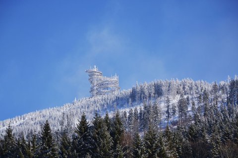 FOTKA - Nov sjezdovka i panoramatick restaurace. Doln Morava je na lyaskou seznu pipravena!