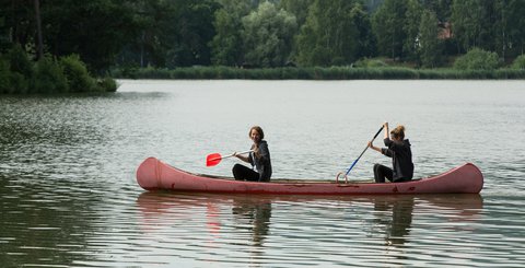 FOTKA - Ppad dvou manelek