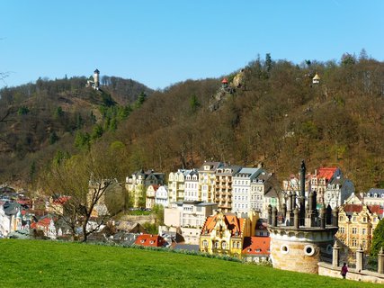 FOTKA - Toulky jarn prodou  Karlovy Vary